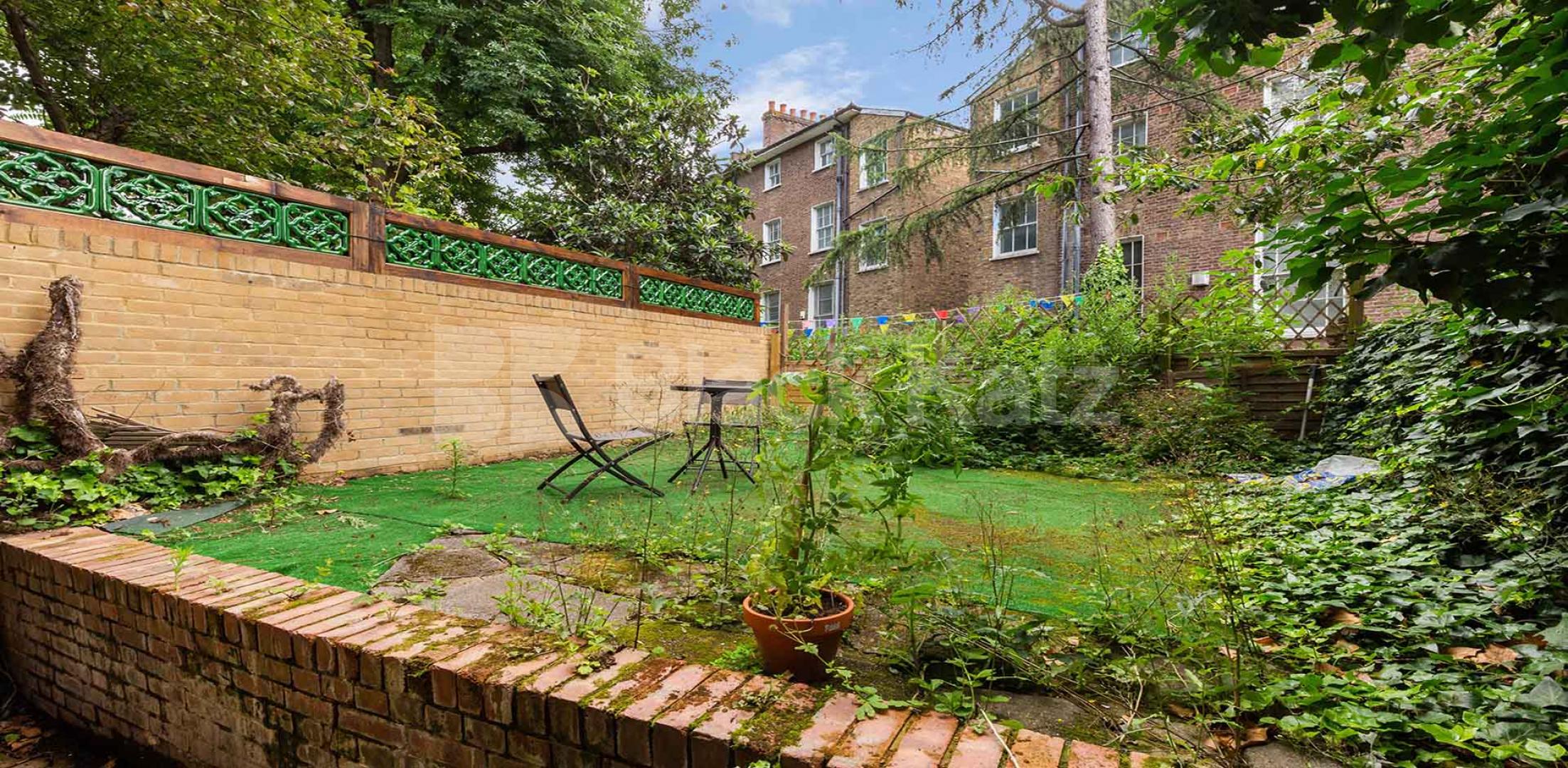 Stunning spacious one bed in Camden with a modern kitchen and bathroom Stratford Villas, Camden Square